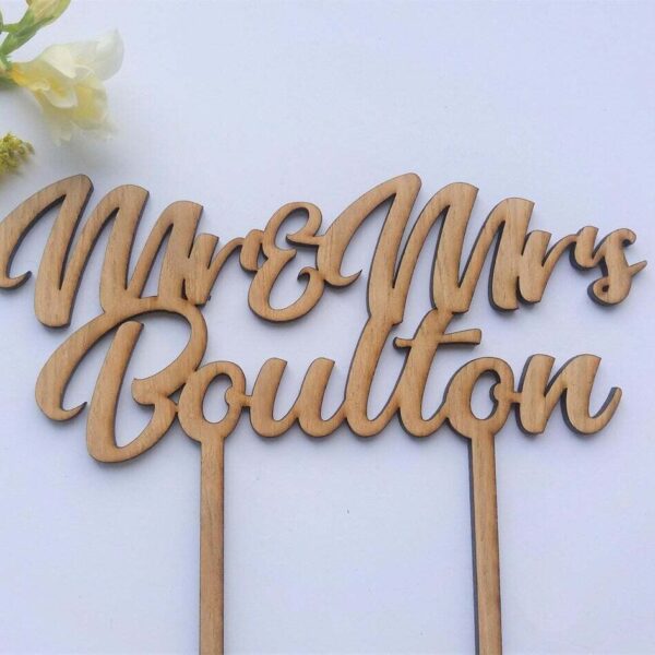Cake topper